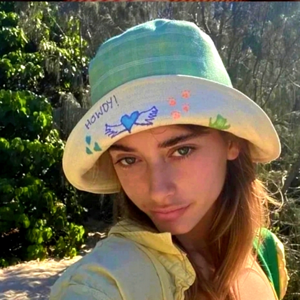 Lack Of Color X Devon Lee Carlson Reversible Bucket Hat - Picture 2 of 10